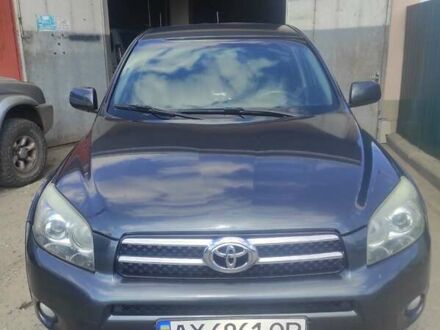 Сірий Тойота РАВ 4, об'ємом двигуна 2.23 л та пробігом 290 тис. км за 8000 $, фото 1 на Automoto.ua