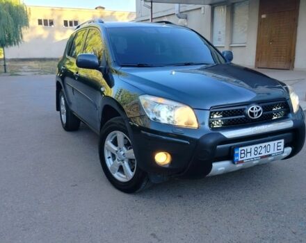 Сірий Тойота РАВ 4, об'ємом двигуна 2 л та пробігом 220 тис. км за 8026 $, фото 1 на Automoto.ua