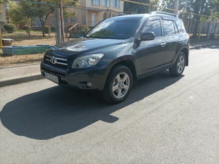 Сірий Тойота РАВ 4, об'ємом двигуна 2 л та пробігом 222 тис. км за 9500 $, фото 1 на Automoto.ua