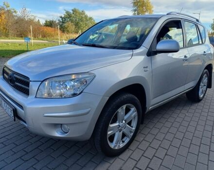 Серый Тойота РАВ 4, объемом двигателя 2.2 л и пробегом 349 тыс. км за 2400 $, фото 1 на Automoto.ua