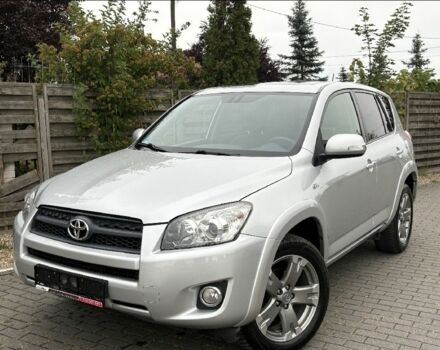 Сірий Тойота РАВ 4, об'ємом двигуна 2 л та пробігом 235 тис. км за 2118 $, фото 1 на Automoto.ua