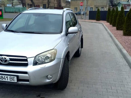 Сірий Тойота РАВ 4, об'ємом двигуна 2.4 л та пробігом 194 тис. км за 11900 $, фото 1 на Automoto.ua