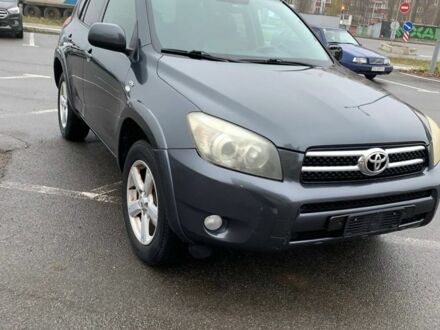 Серый Тойота РАВ 4, объемом двигателя 0 л и пробегом 340 тыс. км за 6958 $, фото 1 на Automoto.ua