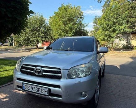 Сірий Тойота РАВ 4, об'ємом двигуна 2 л та пробігом 240 тис. км за 8700 $, фото 1 на Automoto.ua