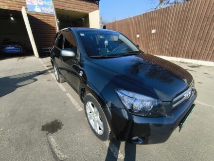 Серый Тойота РАВ 4, объемом двигателя 0 л и пробегом 203 тыс. км за 5867 $, фото 1 на Automoto.ua