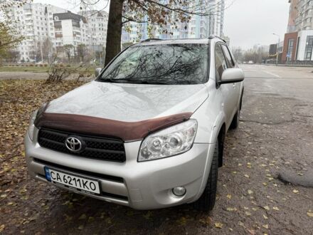 Сірий Тойота РАВ 4, об'ємом двигуна 2.4 л та пробігом 174 тис. км за 11700 $, фото 1 на Automoto.ua