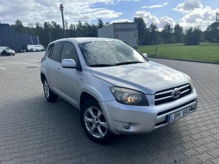 Сірий Тойота РАВ 4, об'ємом двигуна 2.2 л та пробігом 290 тис. км за 5500 $, фото 1 на Automoto.ua