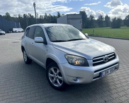 Сірий Тойота РАВ 4, об'ємом двигуна 2.2 л та пробігом 290 тис. км за 5500 $, фото 1 на Automoto.ua
