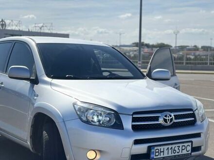 Сірий Тойота РАВ 4, об'ємом двигуна 2.23 л та пробігом 315 тис. км за 9499 $, фото 1 на Automoto.ua