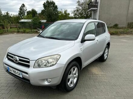 Сірий Тойота РАВ 4, об'ємом двигуна 2.2 л та пробігом 230 тис. км за 3900 $, фото 1 на Automoto.ua