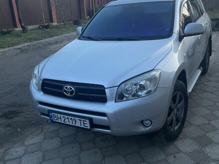 Тойота РАВ 4 2007 у Одесі на Automoto.ua Сірий Тойота РАВ 4, об'ємом двигуна 2.4 л та пробігом 200 тис. км за 10500 $, фото 1 на Automoto.ua
