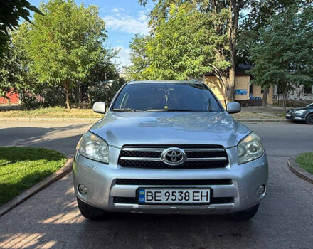 Сірий Тойота РАВ 4, об'ємом двигуна 2 л та пробігом 240 тис. км за 8700 $, фото 1 на Automoto.ua