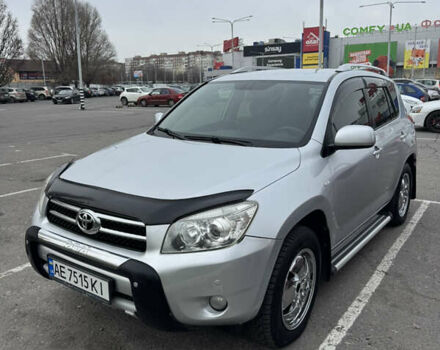 Сірий Тойота РАВ 4, об'ємом двигуна 2 л та пробігом 225 тис. км за 8500 $, фото 1 на Automoto.ua