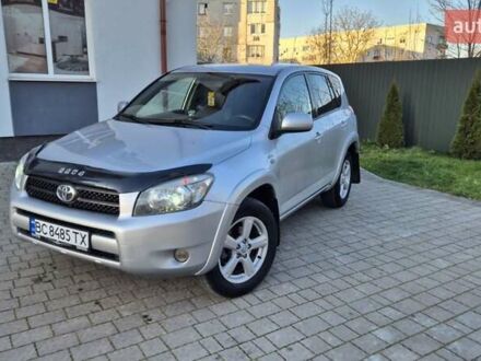 Серый Тойота РАВ 4, объемом двигателя 2.23 л и пробегом 293 тыс. км за 7999 $, фото 1 на Automoto.ua