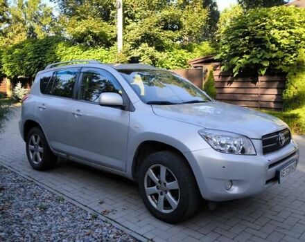 Сірий Тойота РАВ 4, об'ємом двигуна 2 л та пробігом 240 тис. км за 6900 $, фото 1 на Automoto.ua