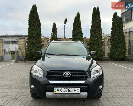 Сірий Тойота РАВ 4, об'ємом двигуна 2 л та пробігом 230 тис. км за 9450 $, фото 1 на Automoto.ua