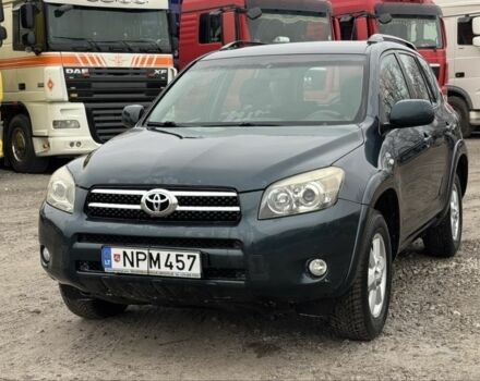Сірий Тойота РАВ 4, об'ємом двигуна 2.2 л та пробігом 300 тис. км за 5100 $, фото 1 на Automoto.ua