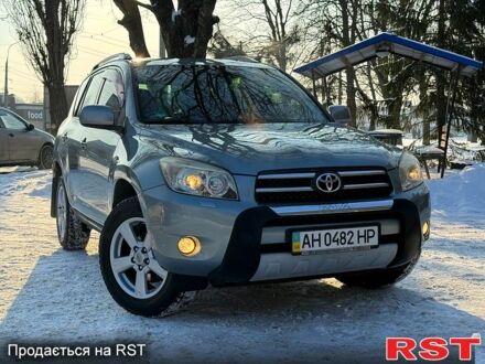 Серый Тойота РАВ 4, объемом двигателя 2 л и пробегом 1180 тыс. км за 10350 $, фото 1 на Automoto.ua