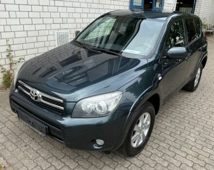 Серый Тойота РАВ 4, объемом двигателя 0 л и пробегом 229 тыс. км за 1909 $, фото 1 на Automoto.ua