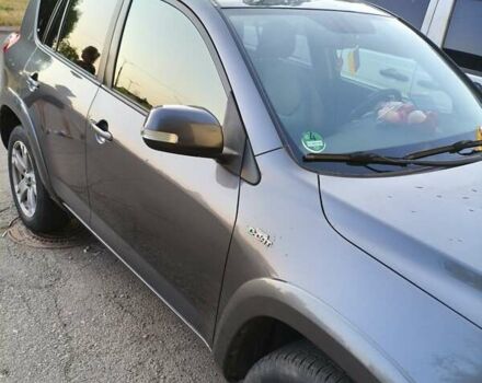 Серый Тойота РАВ 4, объемом двигателя 2.2 л и пробегом 230 тыс. км за 10500 $, фото 1 на Automoto.ua