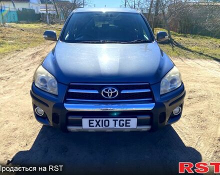 Серый Тойота РАВ 4, объемом двигателя 2.2 л и пробегом 325 тыс. км за 3850 $, фото 1 на Automoto.ua