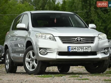 Сірий Тойота РАВ 4, об'ємом двигуна 2.23 л та пробігом 259 тис. км за 9999 $, фото 1 на Automoto.ua