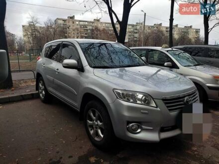 Тойота РАВ 4 2011 в Харькове на Automoto.ua Серый Тойота РАВ 4, объемом двигателя 2 л и пробегом 175 тыс. км за 13500 $, фото 1 на Automoto.ua