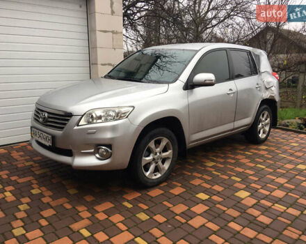 Сірий Тойота РАВ 4, об'ємом двигуна 2 л та пробігом 101 тис. км за 8500 $, фото 1 на Automoto.ua