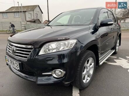 Серый Тойота РАВ 4, объемом двигателя 2.36 л и пробегом 126 тыс. км за 17000 $, фото 1 на Automoto.ua