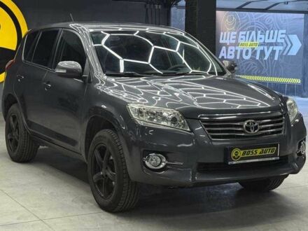 Сірий Тойота РАВ 4, об'ємом двигуна 2.2 л та пробігом 318 тис. км за 13800 $, фото 1 на Automoto.ua