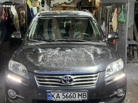 Сірий Тойота РАВ 4, об'ємом двигуна 2.23 л та пробігом 210 тис. км за 13700 $, фото 1 на Automoto.ua
