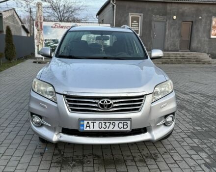 Серый Тойота РАВ 4, объемом двигателя 2.2 л и пробегом 322 тыс. км за 9300 $, фото 1 на Automoto.ua