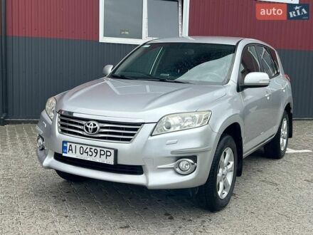 Сірий Тойота РАВ 4, об'ємом двигуна 2 л та пробігом 258 тис. км за 12900 $, фото 1 на Automoto.ua