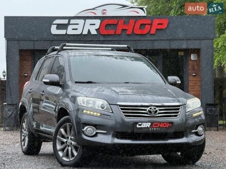 Серый Тойота РАВ 4, объемом двигателя 2.23 л и пробегом 218 тыс. км за 11900 $, фото 1 на Automoto.ua
