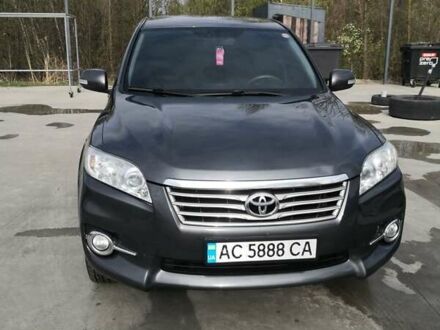 Тойота РАВ 4 2012 у Ратне на Automoto.ua Сірий Тойота РАВ 4, об'ємом двигуна 2.2 л та пробігом 223 тис. км за 12600 $, фото 1 на Automoto.ua