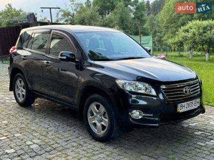 Серый Тойота РАВ 4, объемом двигателя 2 л и пробегом 71 тыс. км за 13900 $, фото 1 на Automoto.ua