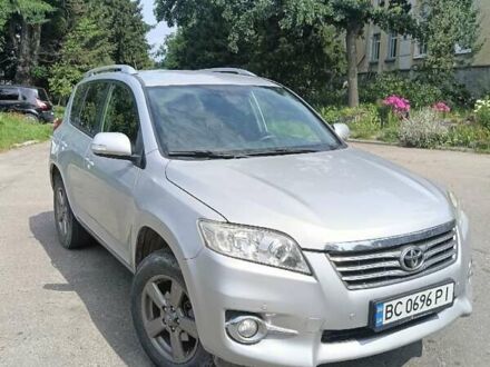 Сірий Тойота РАВ 4, об'ємом двигуна 2.2 л та пробігом 270 тис. км за 13499 $, фото 1 на Automoto.ua