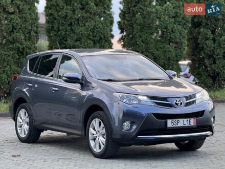 Тойота РАВ 4 2013 в Дубно на Automoto.ua Серый Тойота РАВ 4, объемом двигателя 2.2 л и пробегом 193 тыс. км за 16700 $, фото 1 на Automoto.ua