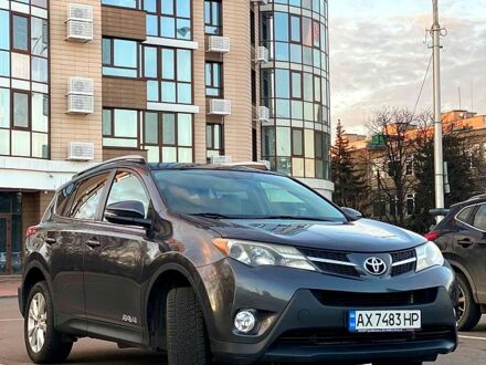 Серый Тойота РАВ 4, объемом двигателя 2.5 л и пробегом 168 тыс. км за 15000 $, фото 1 на Automoto.ua