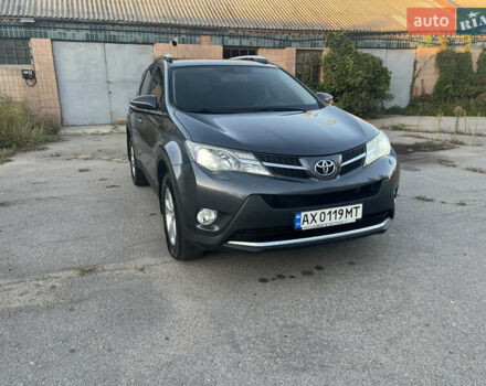 Сірий Тойота РАВ 4, об'ємом двигуна 2.23 л та пробігом 150 тис. км за 17700 $, фото 1 на Automoto.ua