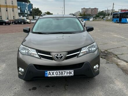 Серый Тойота РАВ 4, объемом двигателя 2.49 л и пробегом 167 тыс. км за 14700 $, фото 1 на Automoto.ua