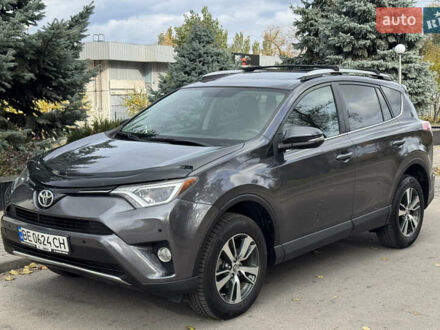 Тойота РАВ 4 2016 у Запоріжжя на Automoto.ua Сірий Тойота РАВ 4, об'ємом двигуна 2.49 л та пробігом 107 тис. км за 15800 $, фото 1 на Automoto.ua