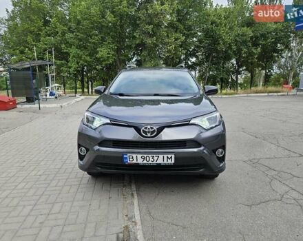 Серый Тойота РАВ 4, объемом двигателя 2.49 л и пробегом 190 тыс. км за 15900 $, фото 1 на Automoto.ua