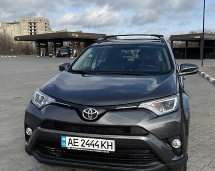 Серый Тойота РАВ 4, объемом двигателя 1.99 л и пробегом 113 тыс. км за 20500 $, фото 1 на Automoto.ua