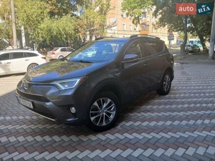 Тойота РАВ 4 2016 в Николаеве на Automoto.ua Серый Тойота РАВ 4, объемом двигателя 2.49 л и пробегом 74 тыс. км за 22500 $, фото 1 на Automoto.ua