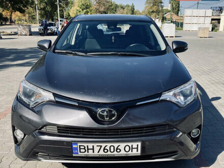 Серый Тойота РАВ 4, объемом двигателя 2.5 л и пробегом 130 тыс. км за 19600 $, фото 1 на Automoto.ua
