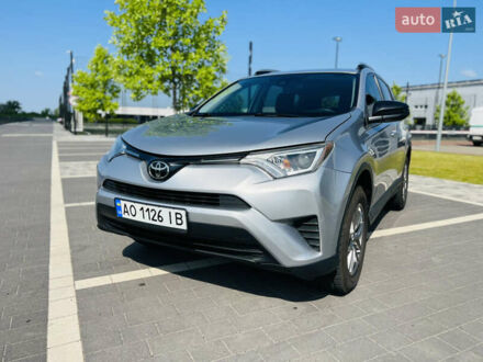 Сірий Тойота РАВ 4, об'ємом двигуна 2.49 л та пробігом 149 тис. км за 16300 $, фото 1 на Automoto.ua