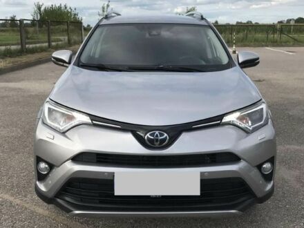 Серый Тойота РАВ 4, объемом двигателя 0 л и пробегом 183 тыс. км за 14500 $, фото 1 на Automoto.ua