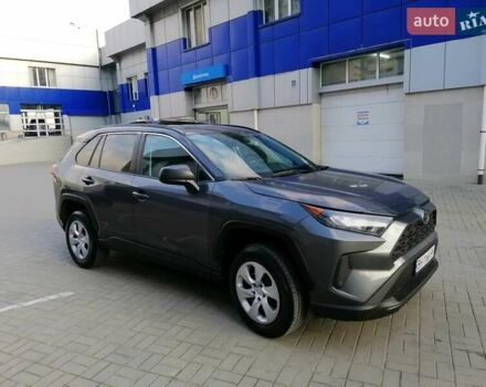 Серый Тойота РАВ 4, объемом двигателя 2.5 л и пробегом 94 тыс. км за 24200 $, фото 1 на Automoto.ua