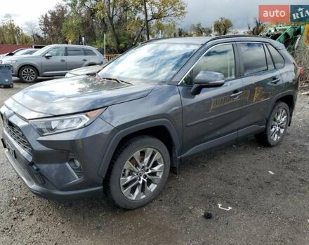 Серый Тойота РАВ 4, объемом двигателя 2.49 л и пробегом 161 тыс. км за 8300 $, фото 1 на Automoto.ua